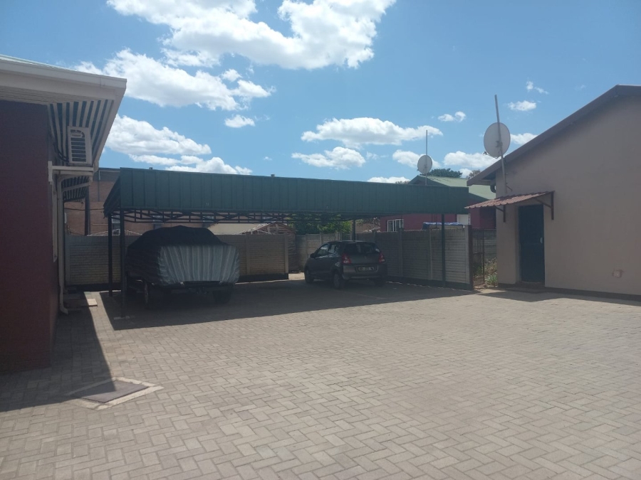 3 Bedroom Property for Sale in Bodorp North West